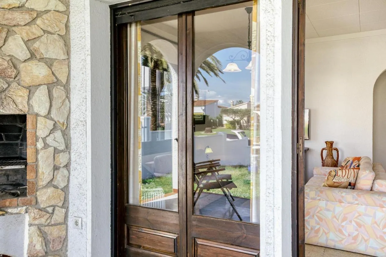 Holiday home Villa Tordera Empuriabrava